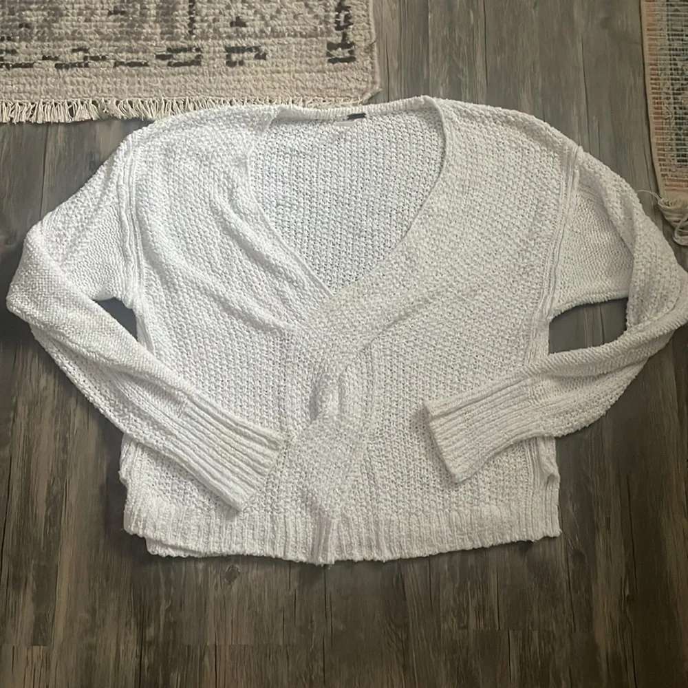 FREE PEOPLE Free People Coco V-Neck small sweater